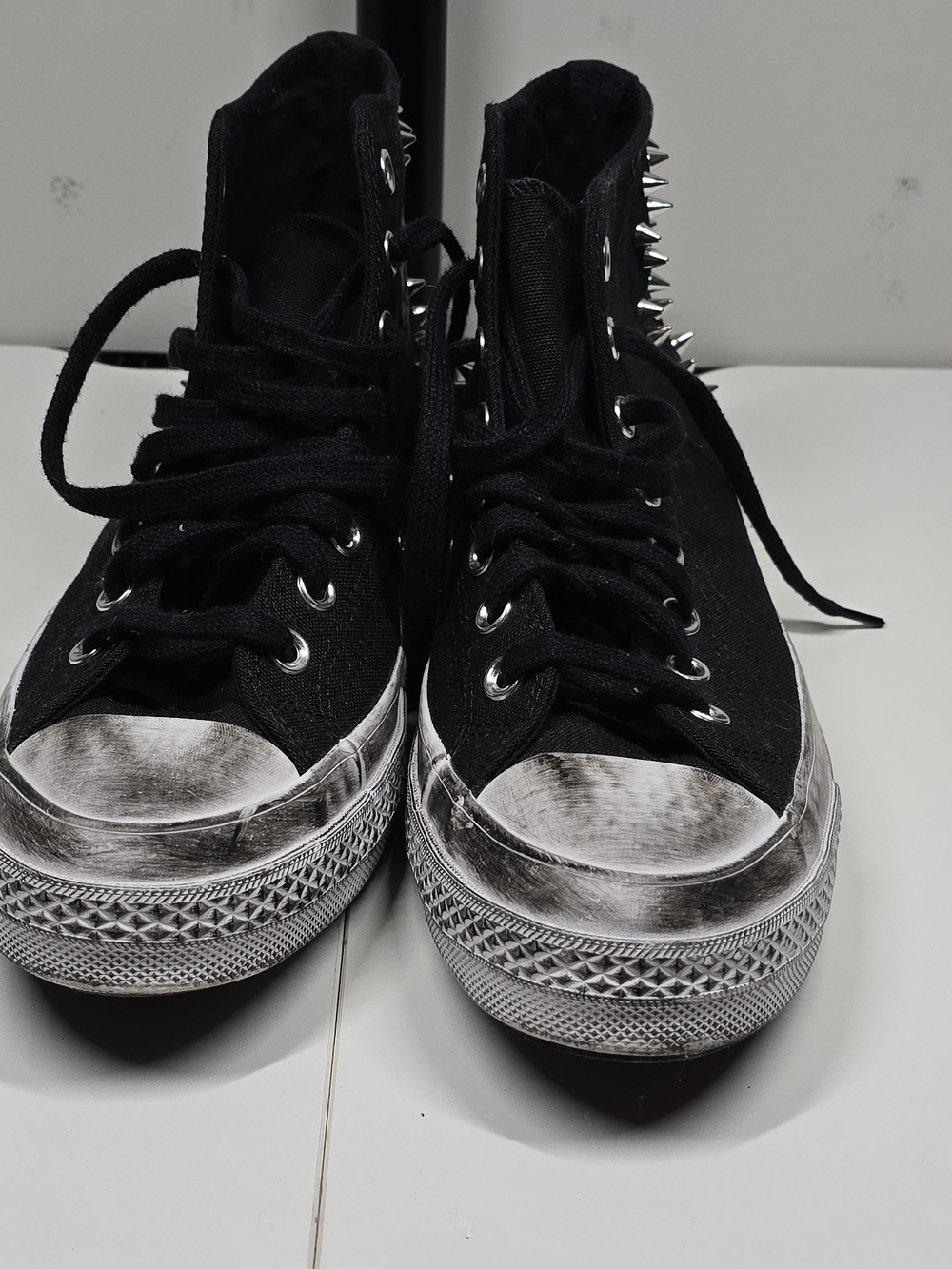 Spiked Converse Chuck Taylor High Tops – Women’s Size 9 - Picture 4 of 11